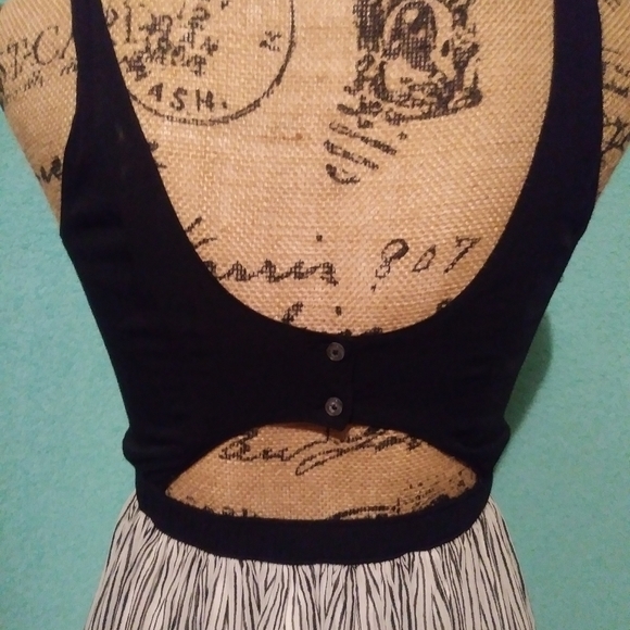 Abercrombie & Fitch Sheer Slip Dress •  Cut Out • Size S - Picture 6 of 11